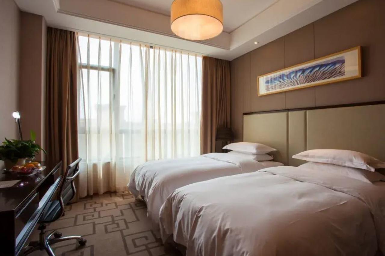 Weihai Guihe Siji Hotel エクステリア 写真